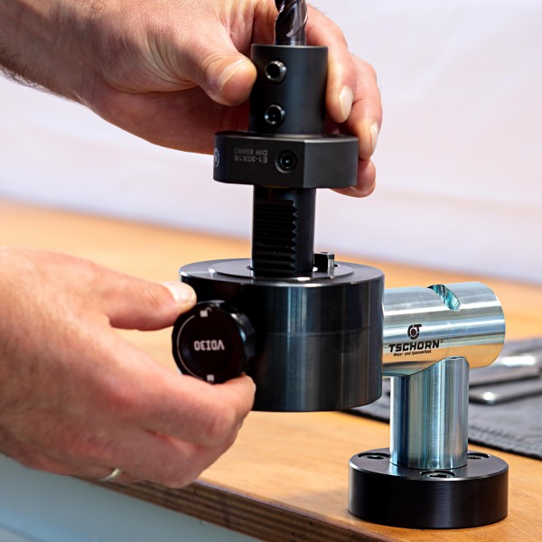 Montagegerät VDI einfaches Halten